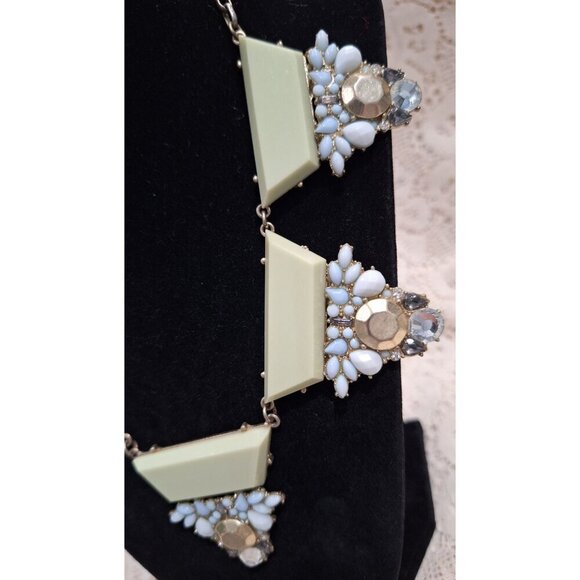 Vintage Statement Necklace With Geometric Triangles & Floral Motif-Excellent Use - Picture 4 of 5